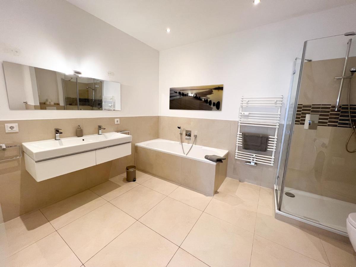 Centerapartments Premium Deluxe デュッセルドルフ エクステリア 写真